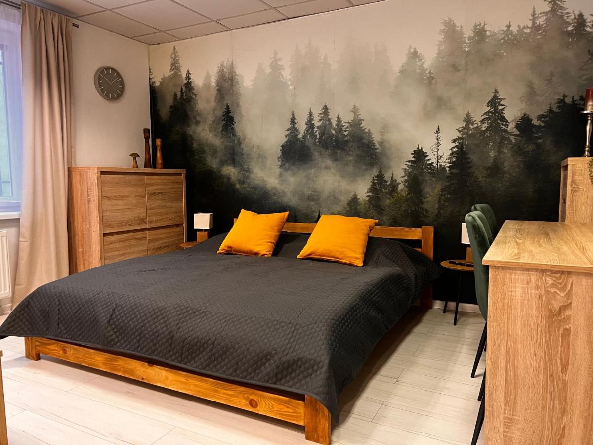 Apartmany V Centre - Vlastna Izba So Spolocnou Kuchynou A Kupelnou Moze Byt Zdielana 2 Inymi Izbami 马汀 外观 照片